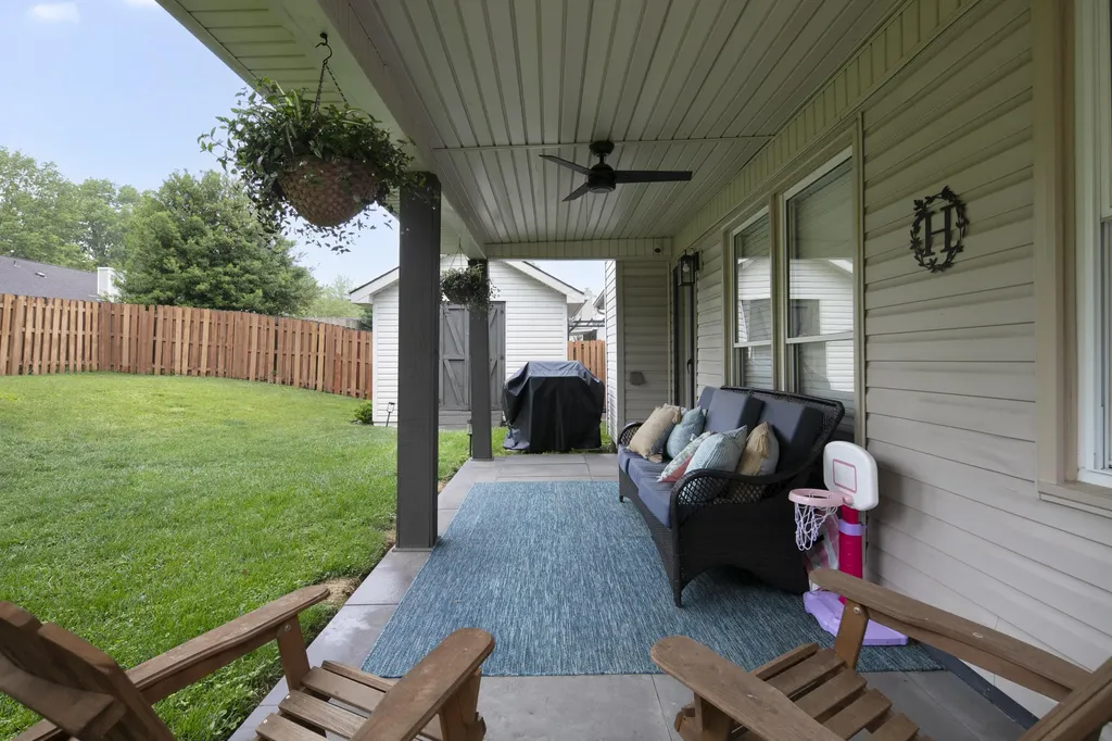 948 Ridgebrook Road Lexington KY 40509