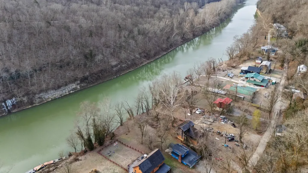1494 Amster Grove Road Winchester KY 40391