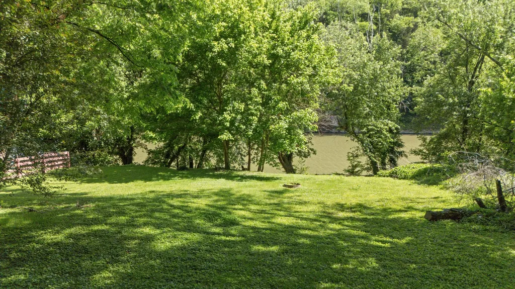 1494 Amster Grove Road Winchester KY 40391