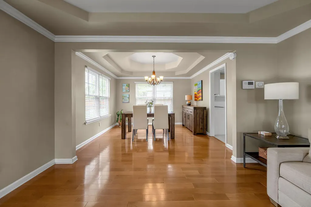 400 Heddington Court Versailles KY 40383