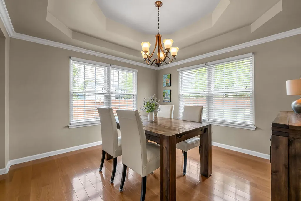 400 Heddington Court Versailles KY 40383