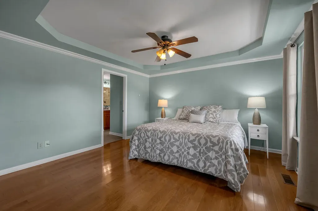 400 Heddington Court Versailles KY 40383