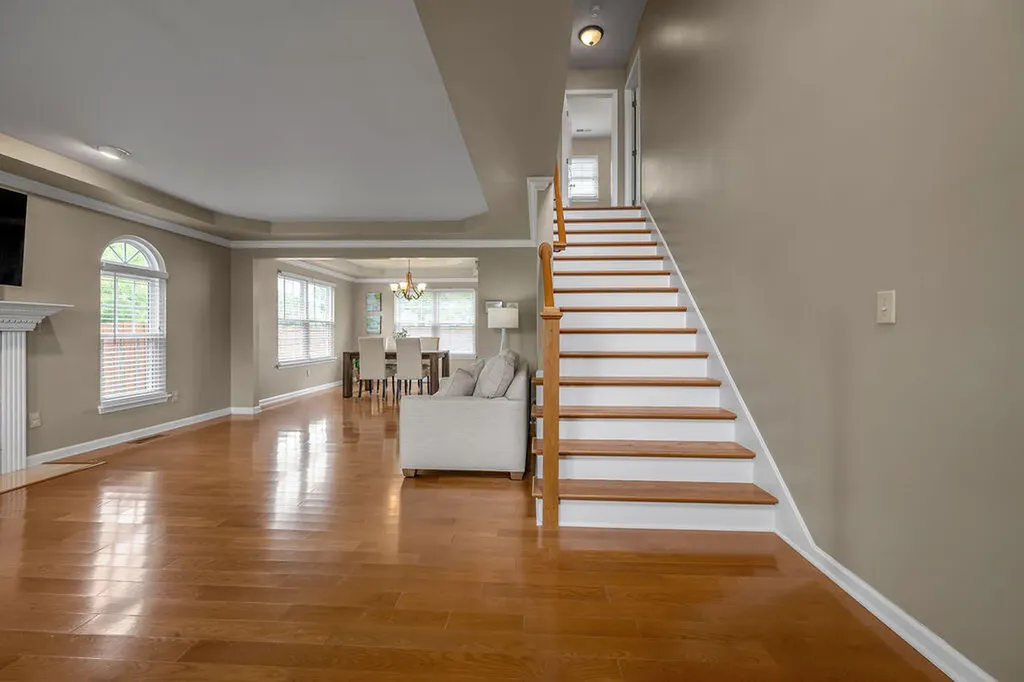 400 Heddington Court Versailles KY 40383