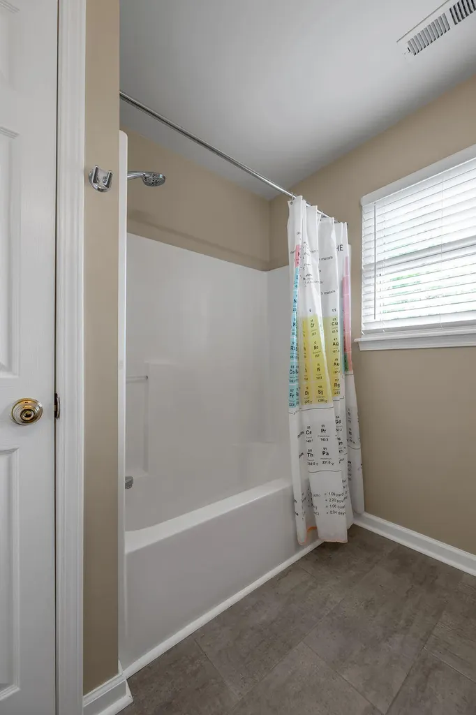 400 Heddington Court Versailles KY 40383
