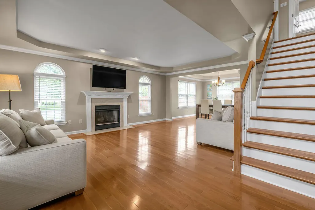 400 Heddington Court Versailles KY 40383