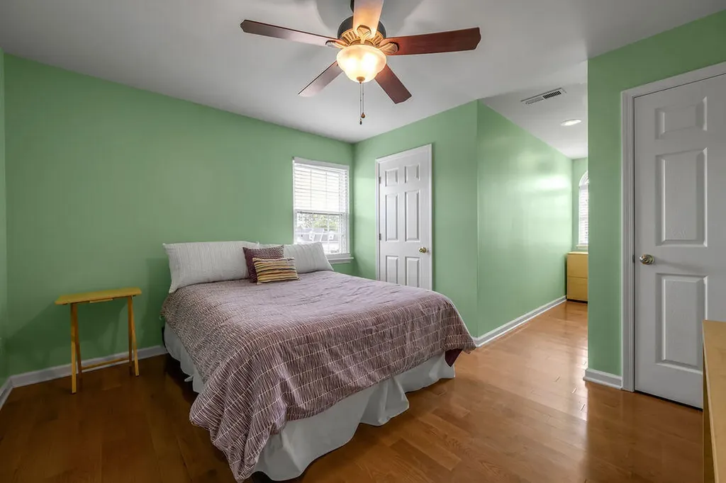 400 Heddington Court Versailles KY 40383