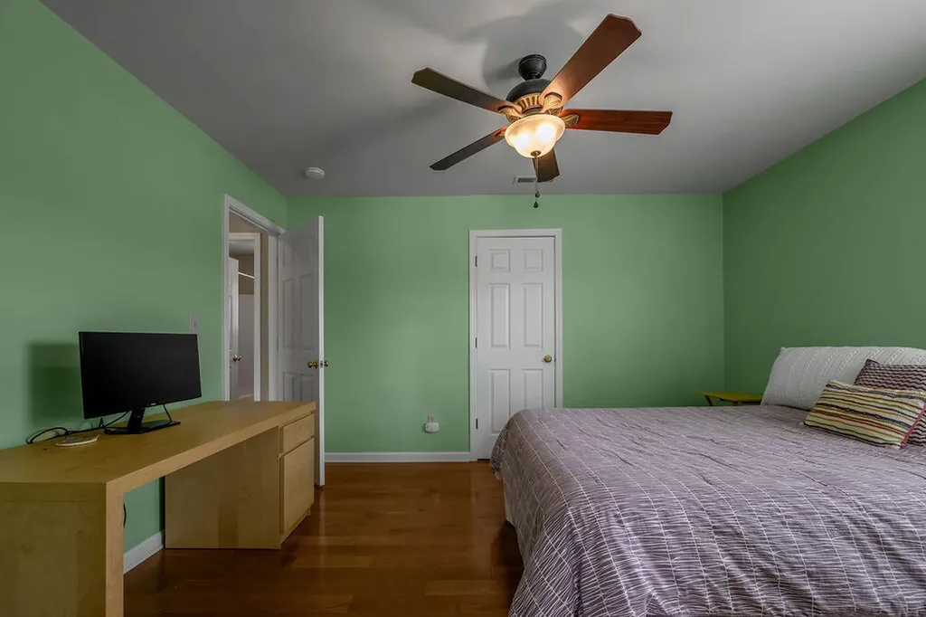 400 Heddington Court Versailles KY 40383