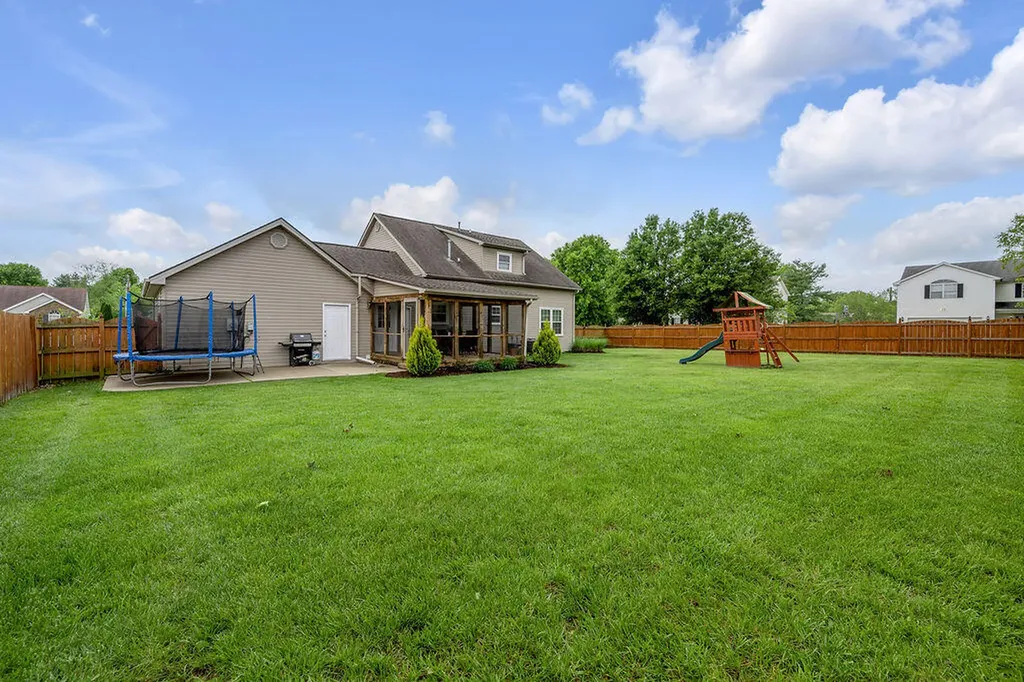 400 Heddington Court Versailles KY 40383