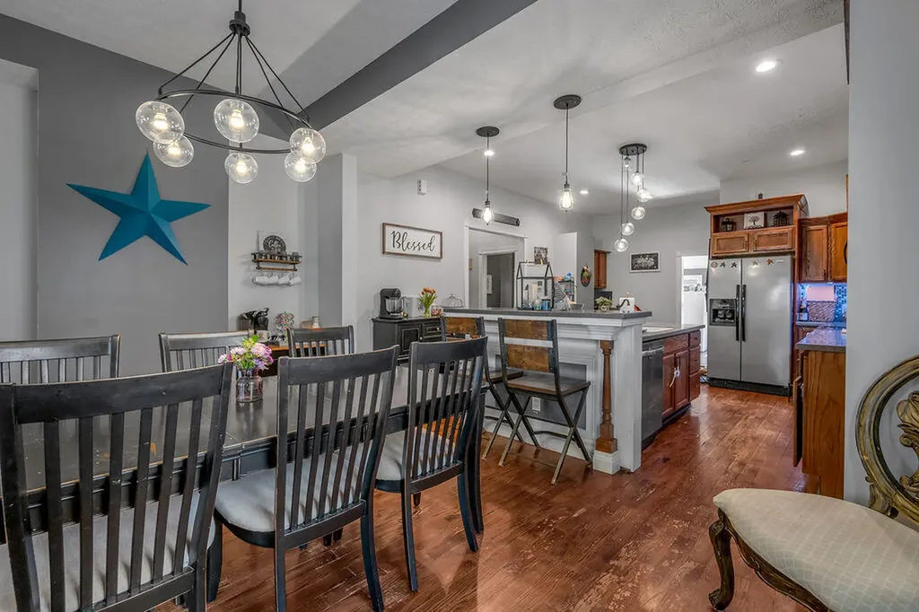 370 Mooreland Avenue Harrodsburg KY 40330
