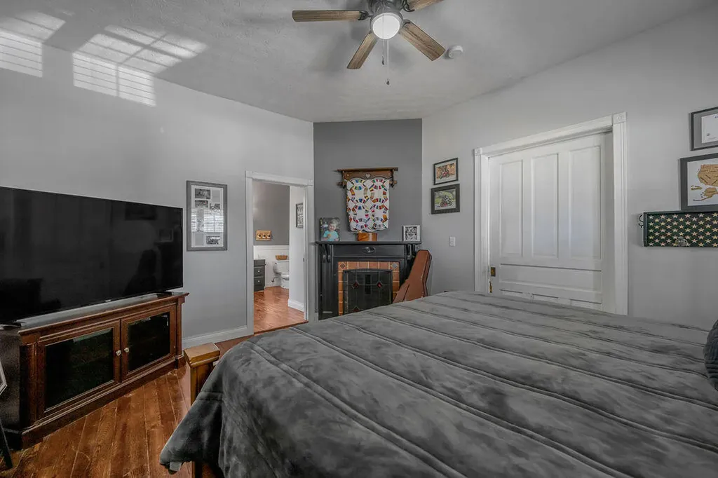 370 Mooreland Avenue Harrodsburg KY 40330