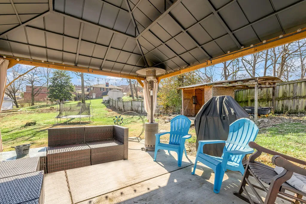370 Mooreland Avenue Harrodsburg KY 40330