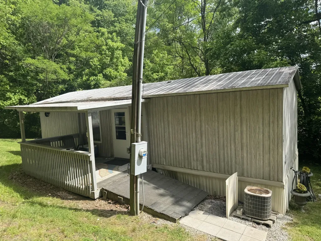 178 School Avenue Williamsburg KY 40769