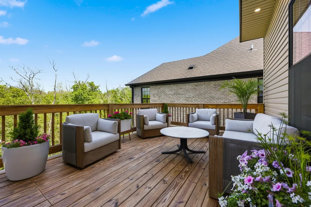 4344 Steamboat Road Lexington KY 40514