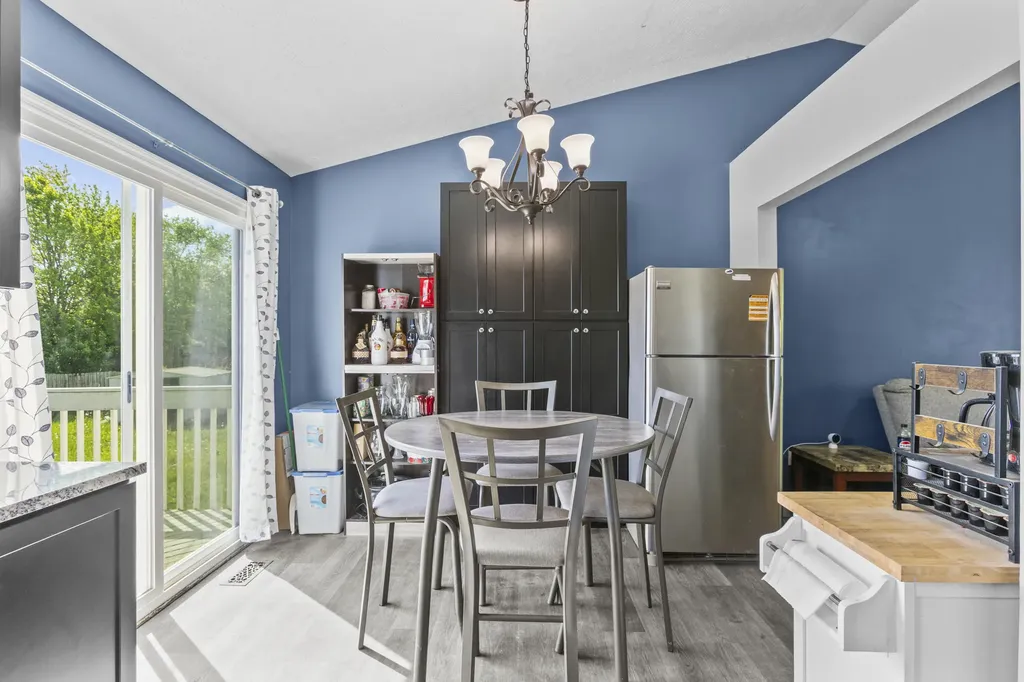 1015 Shadowridge Drive Elsmere KY 41018