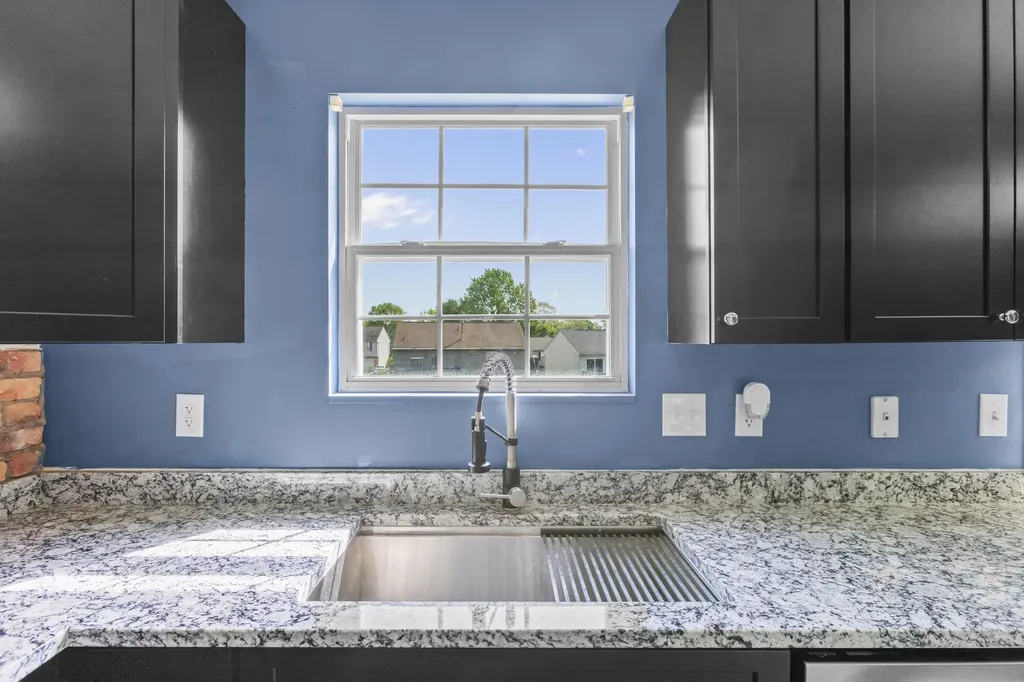 1015 Shadowridge Drive Elsmere KY 41018