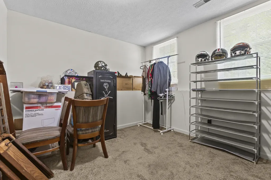 1015 Shadowridge Drive Elsmere KY 41018