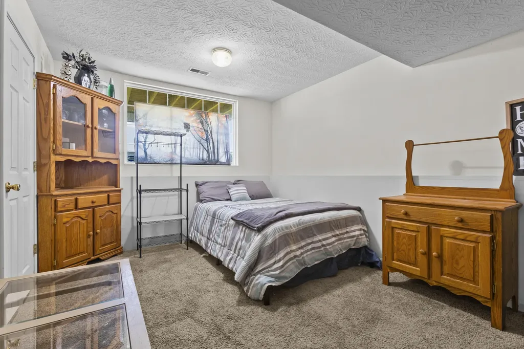 1015 Shadowridge Drive Elsmere KY 41018