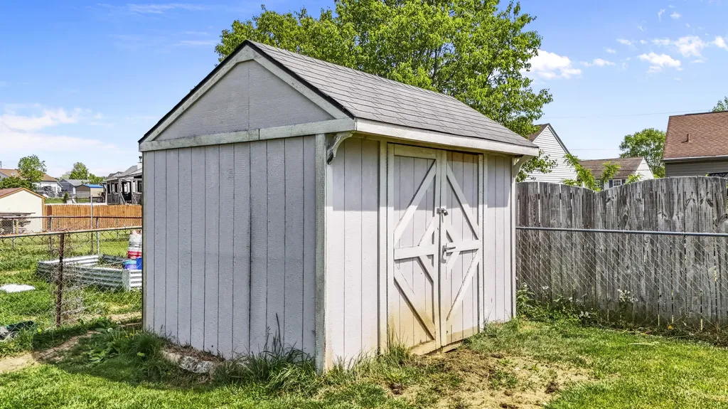 1015 Shadowridge Drive Elsmere KY 41018