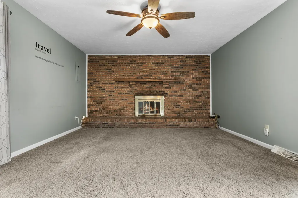 474 Denver Lane Lexington KY 40503