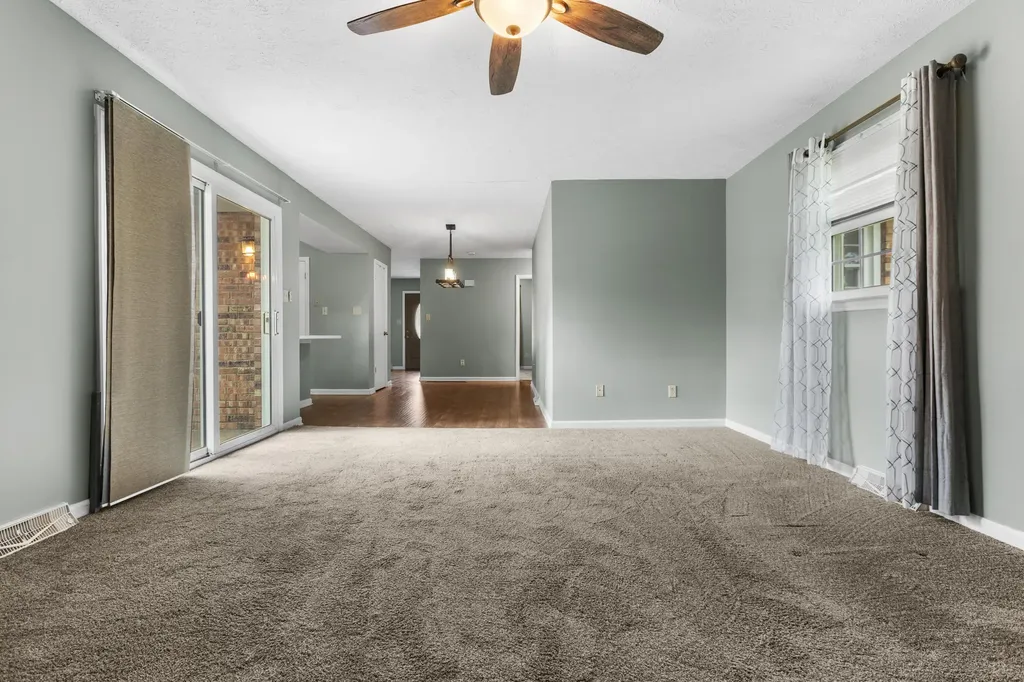 474 Denver Lane Lexington KY 40503