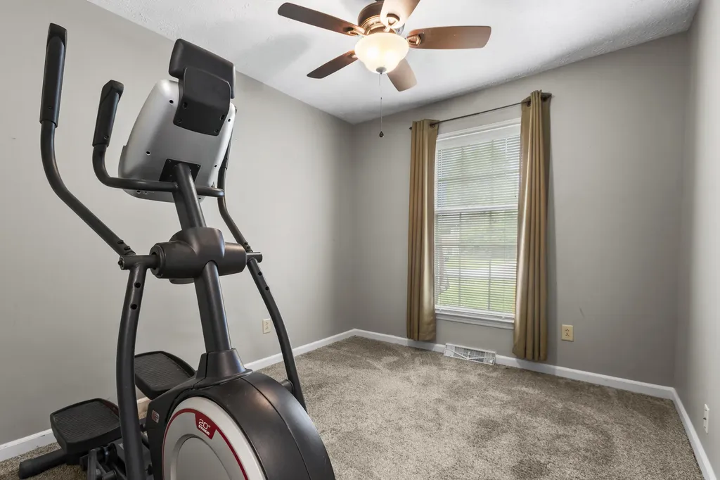 474 Denver Lane Lexington KY 40503