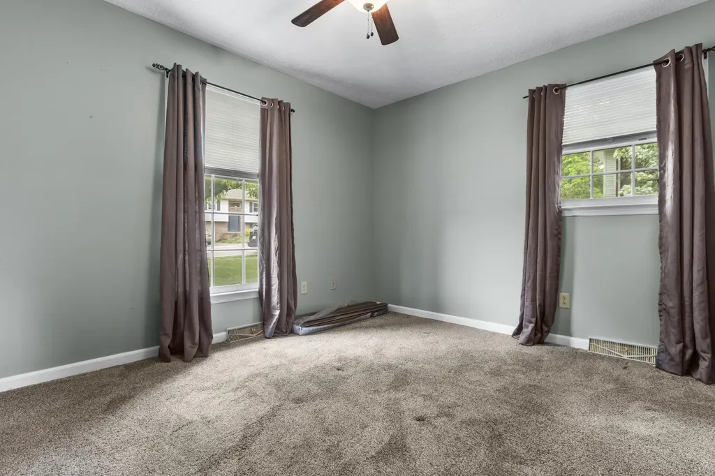 474 Denver Lane Lexington KY 40503