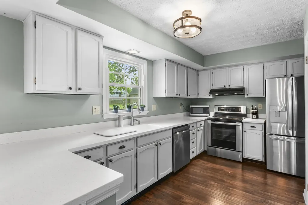 474 Denver Lane Lexington KY 40503