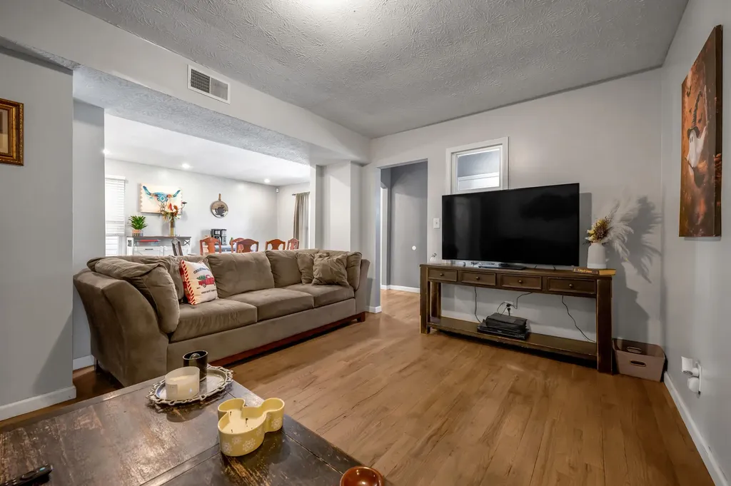 188 Eddie Street Lexington KY 40508