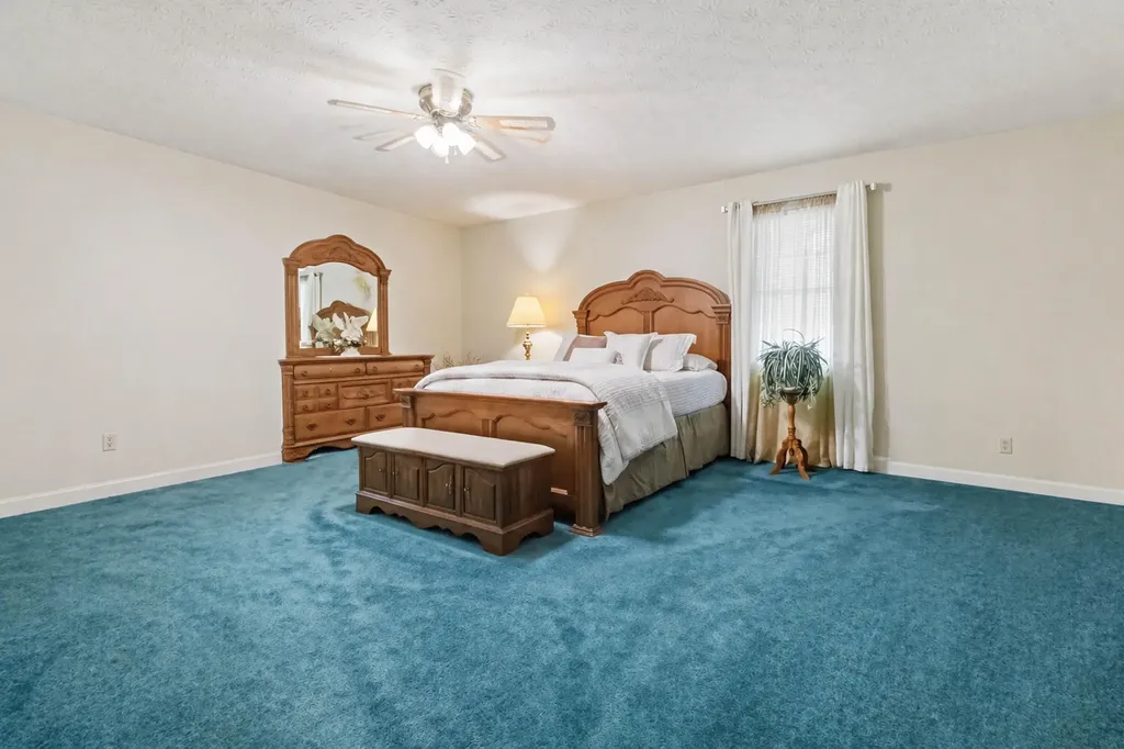 1242 Yorkshire Estates Road London KY 40744