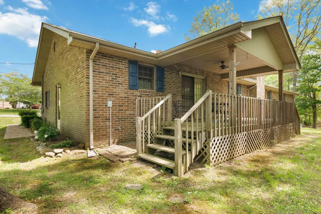 1242 Yorkshire Estates Road London KY 40744