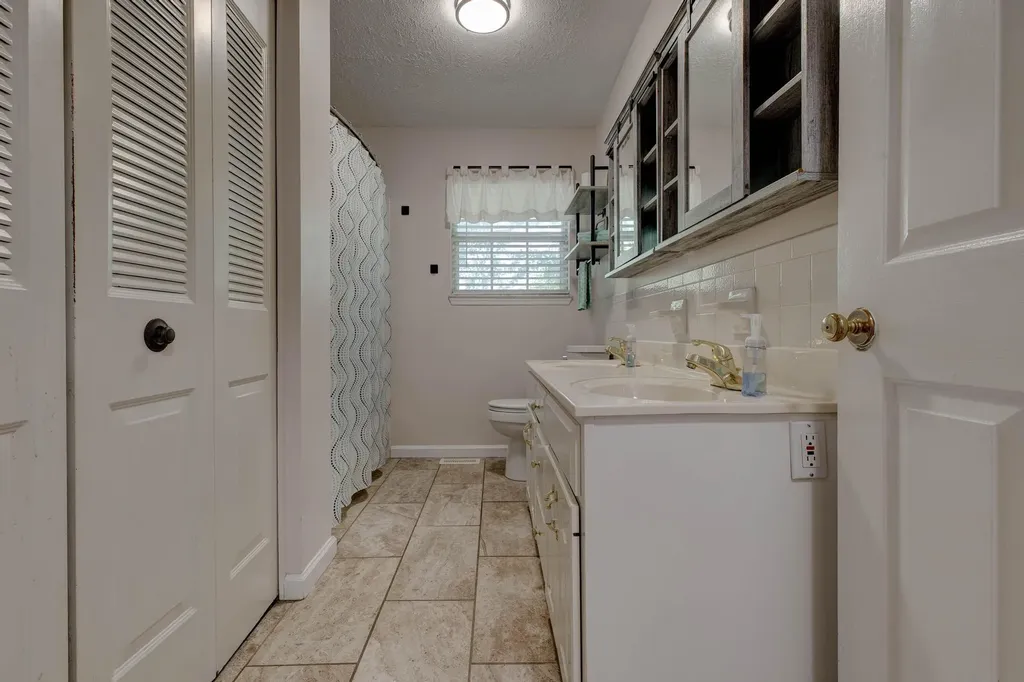 618 Westmeade Drive Winchester KY 40391