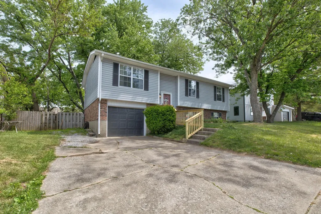 618 Westmeade Drive Winchester KY 40391
