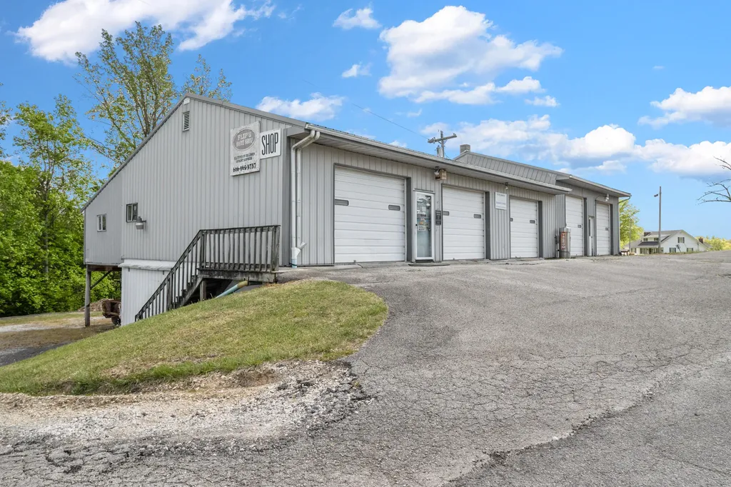 155 Lodge Hall Road Mckee KY 40447