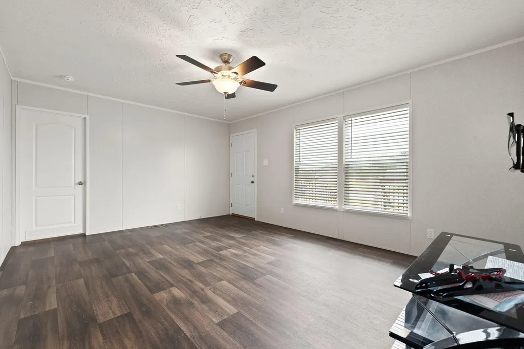 67 Wolf Bend East Bernstadt KY 40729