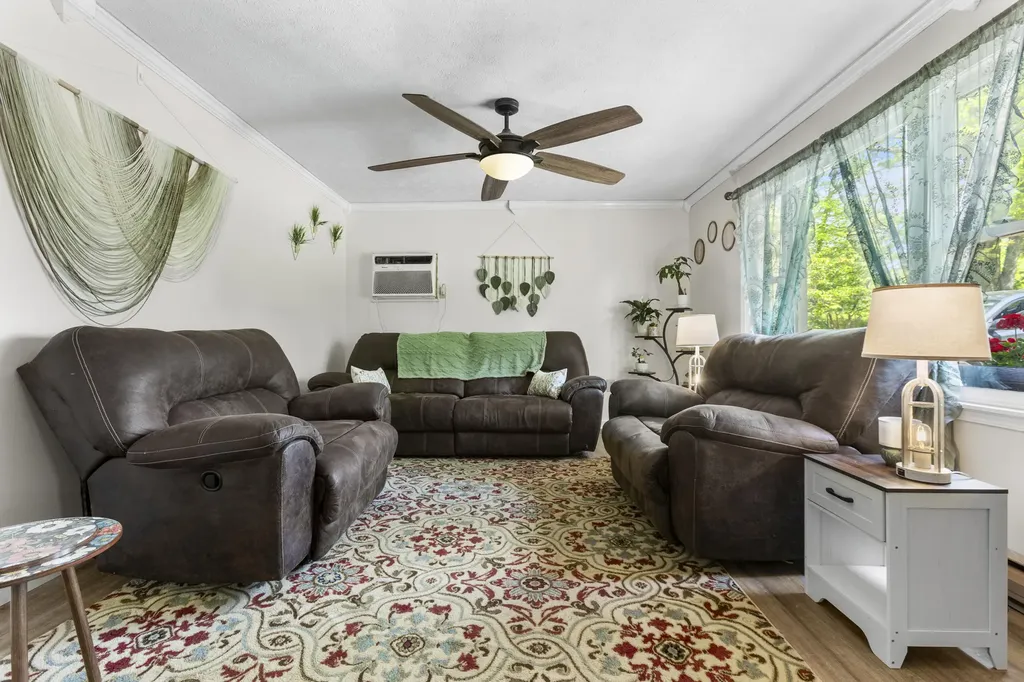 218 Woodside Lane West Liberty KY 41472