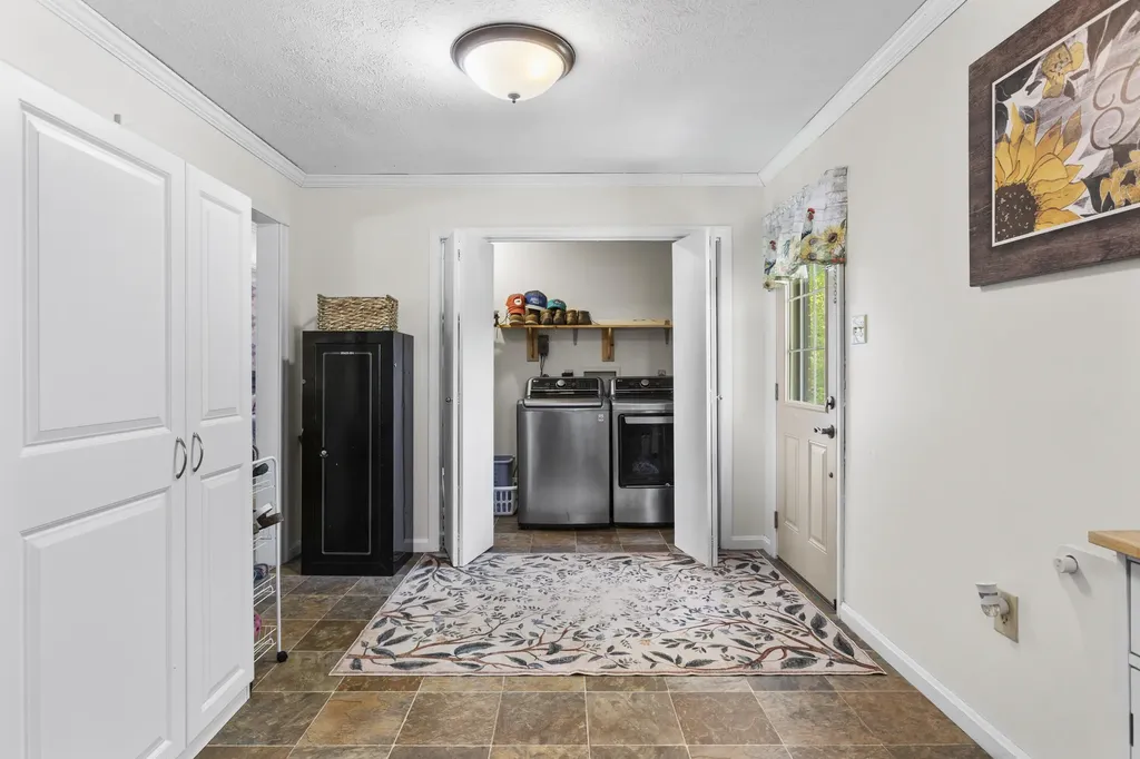 218 Woodside Lane West Liberty KY 41472