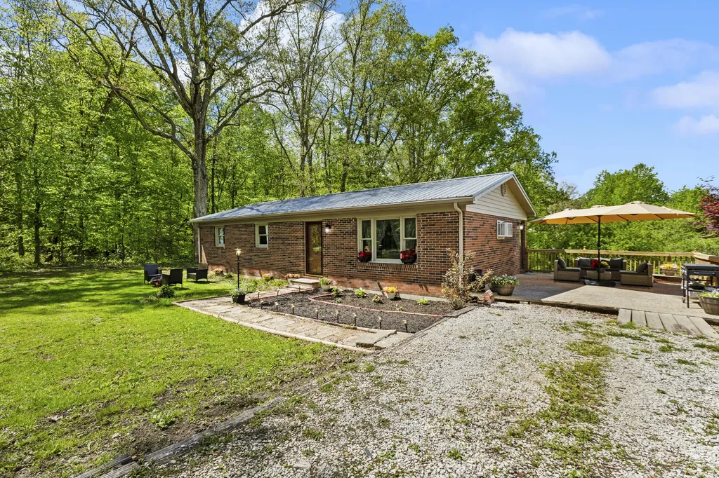 218 Woodside Lane West Liberty KY 41472