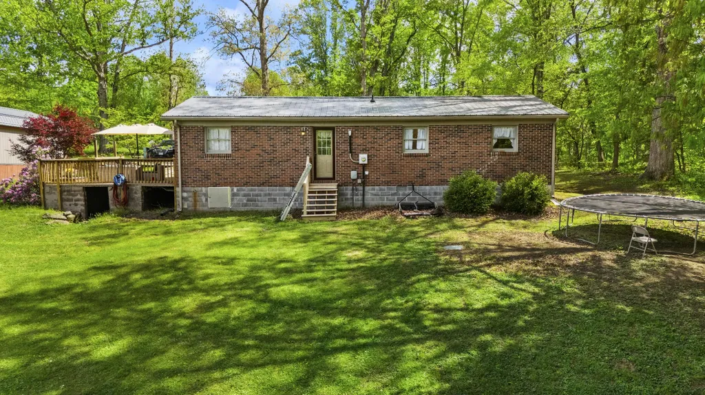 218 Woodside Lane West Liberty KY 41472