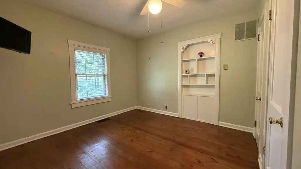 128 Cherry Road Berea KY 40403