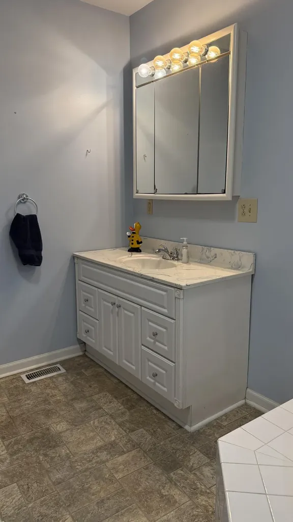 128 Cherry Road Berea KY 40403