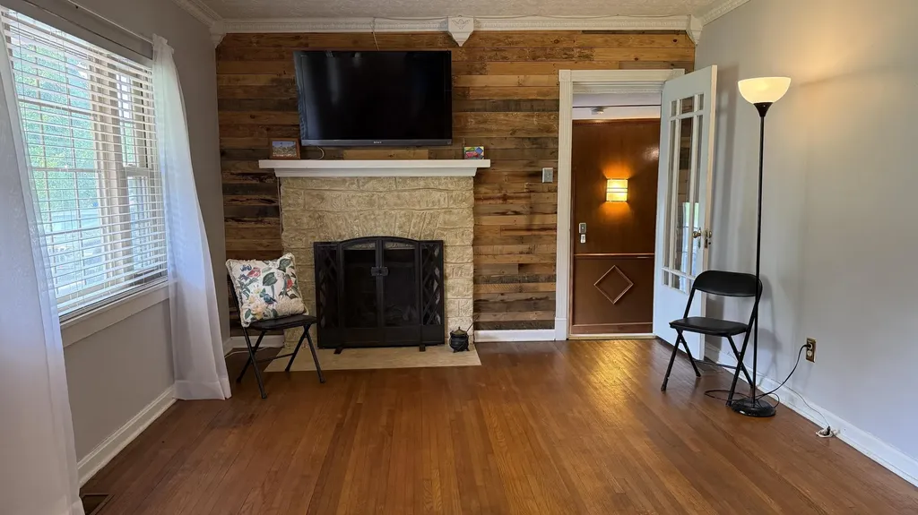 128 Cherry Road Berea KY 40403