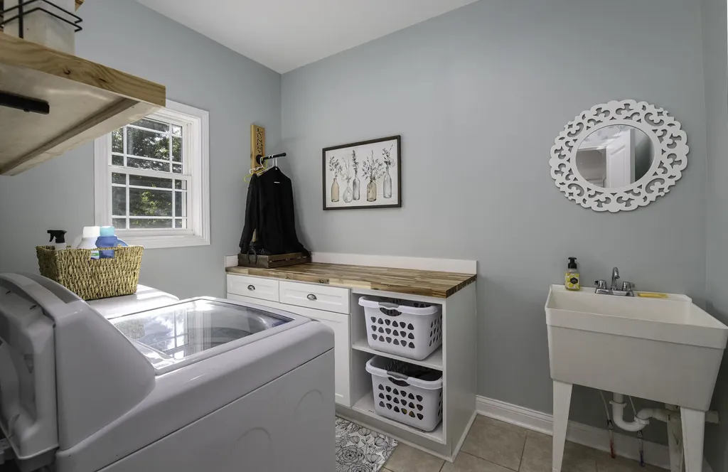 1008 Rose Ridge Road Versailles KY 40383