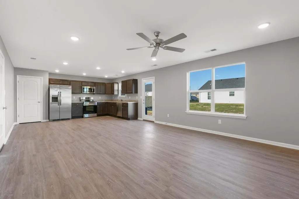 2404 Feathersound Way Lexington KY 40511