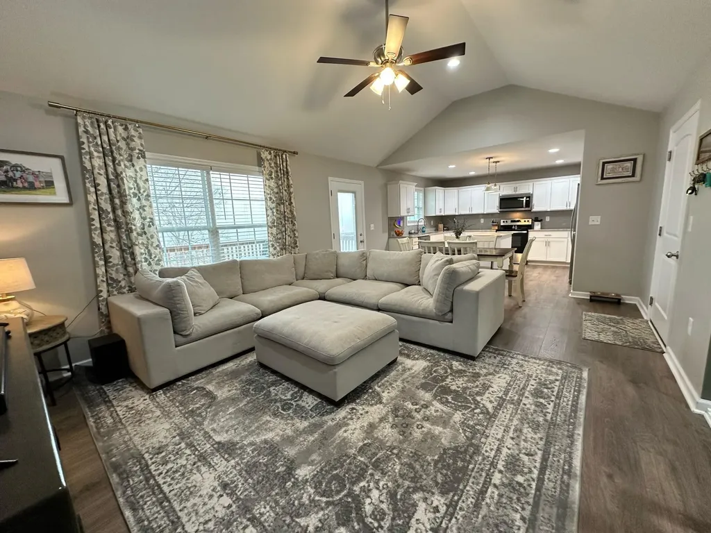 127 Olive Branch Drive Richmond KY 40475