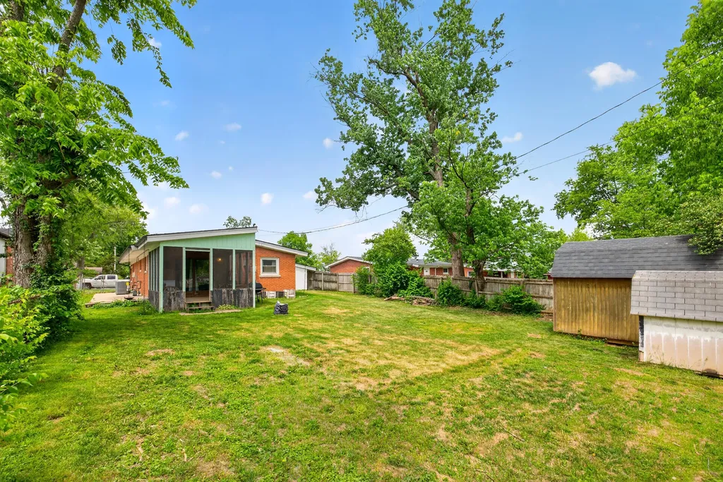 220 Rugby Road Lexington KY 40504