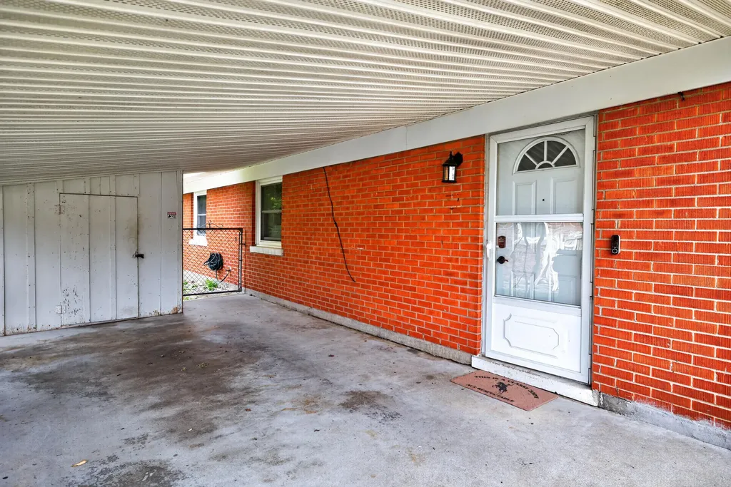 220 Rugby Road Lexington KY 40504