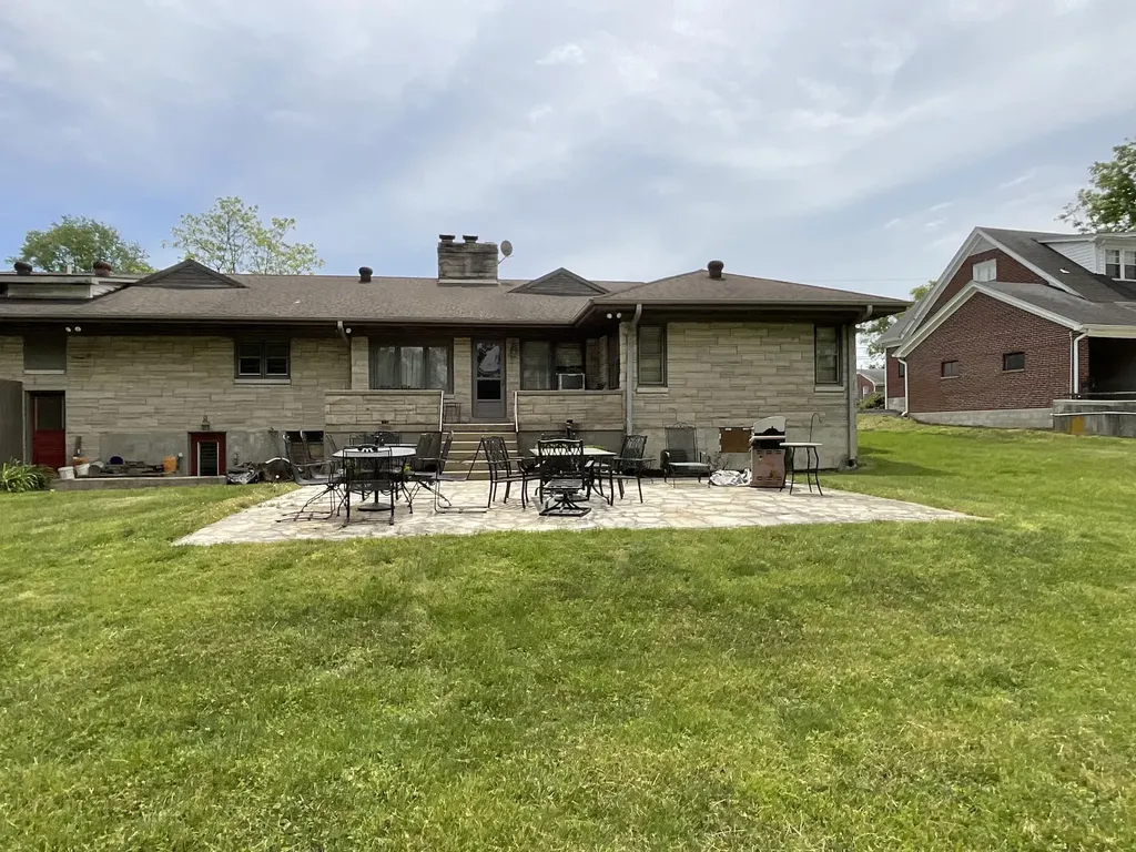103 Sterling Avenue Mt Sterling KY 40353