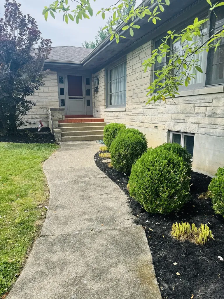 103 Sterling Avenue Mt Sterling KY 40353