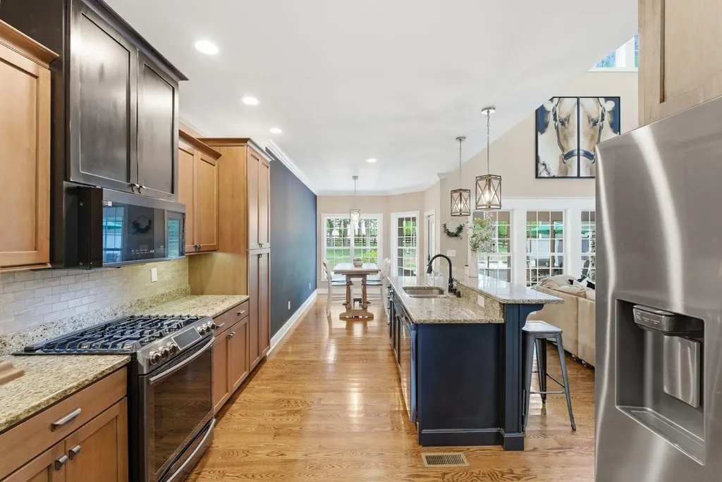1008 Forrest Court Versailles KY 40383