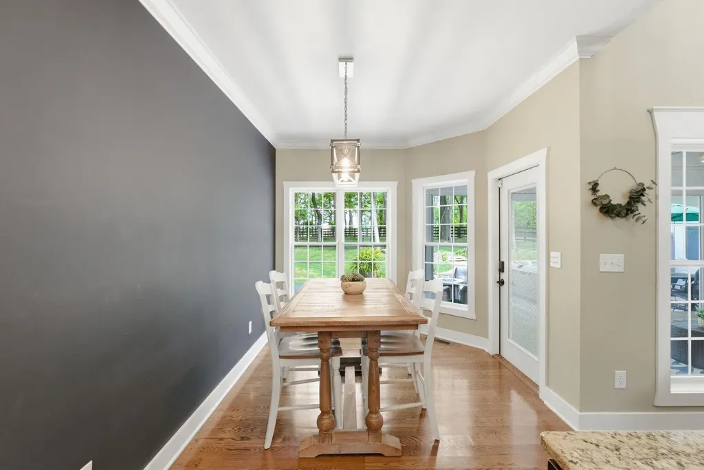 1008 Forrest Court Versailles KY 40383